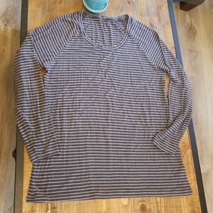 🐳Striped long sleeve shirt